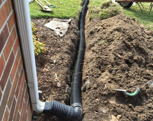 connecting-gutter-to-corrugated-pipe-in-pensacola