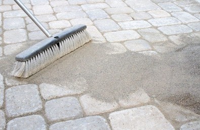 polymeric-sand-pavers-installation-in-pensacola-florida
